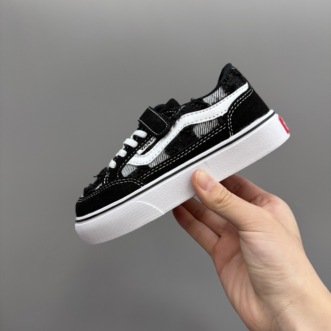 图片[6]-万斯新款魔术贴松紧带儿童低帮板鞋 尺码：26-35码 最受欢迎的W斯，最出名于它的版型设计，非常贴合人体工学设计👍🏻 魔术贴➕松紧带设计，穿脱超级方便✔️ 优质帆布面料，打理超级方便👍🏻 橡胶耐磨防滑大底，脚感超舒服✌🏻-选品中心