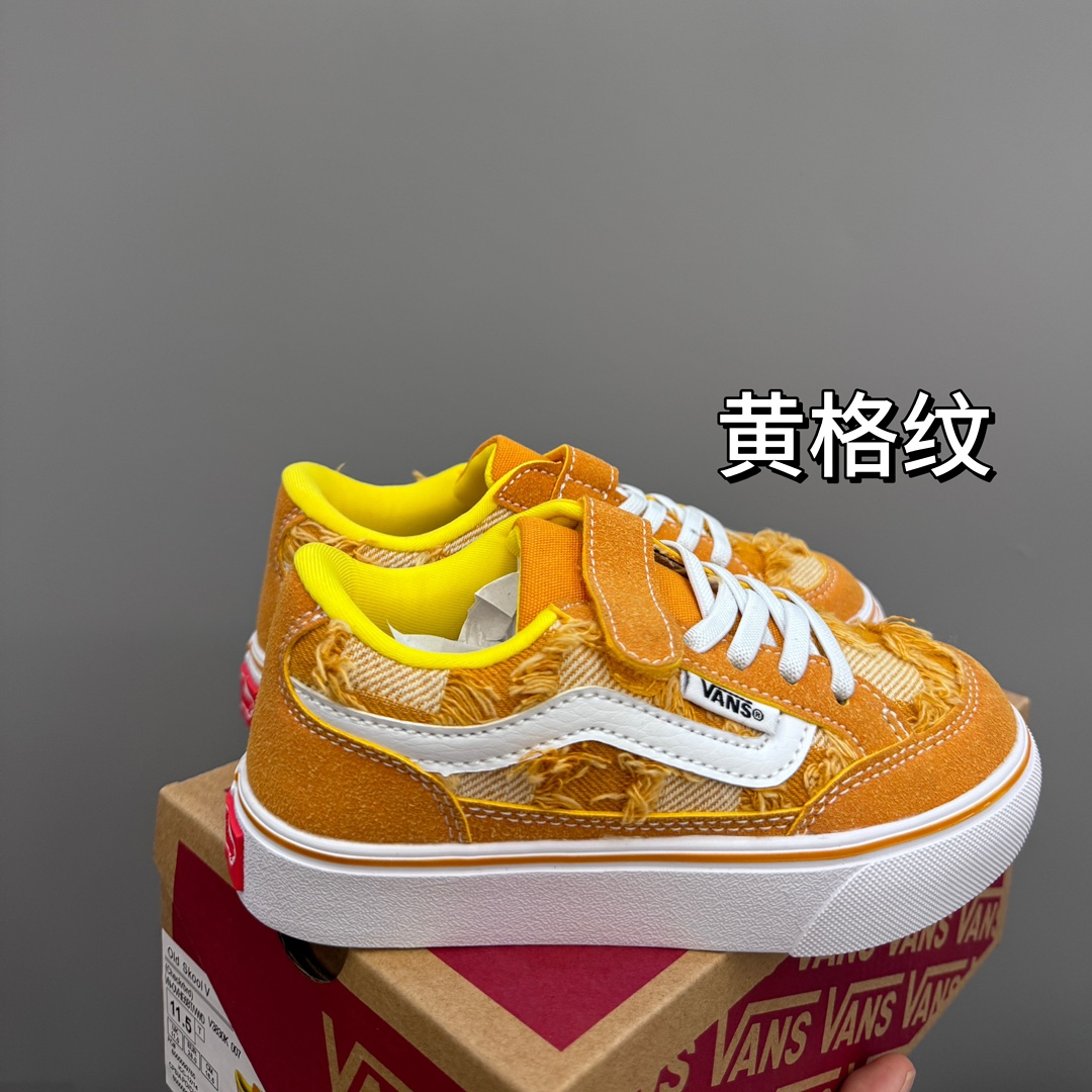 图片[5]-万斯新款魔术贴松紧带儿童低帮板鞋 尺码：26-35码 最受欢迎的W斯，最出名于它的版型设计，非常贴合人体工学设计👍🏻 魔术贴➕松紧带设计，穿脱超级方便✔️ 优质帆布面料，打理超级方便👍🏻 橡胶耐磨防滑大底，脚感超舒服✌🏻-选品中心