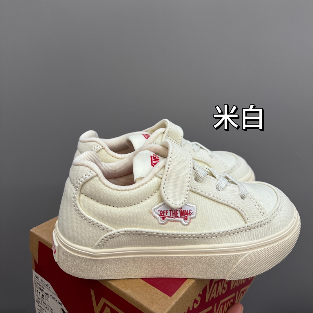 图片[3]-万斯新款魔术贴松紧带儿童低帮板鞋 尺码：26-35码 最受欢迎的W斯，最出名于它的版型设计，非常贴合人体工学设计👍🏻 魔术贴➕松紧带设计，穿脱超级方便✔️ 优质帆布面料，打理超级方便👍🏻 橡胶耐磨防滑大底，脚感超舒服✌🏻-选品中心