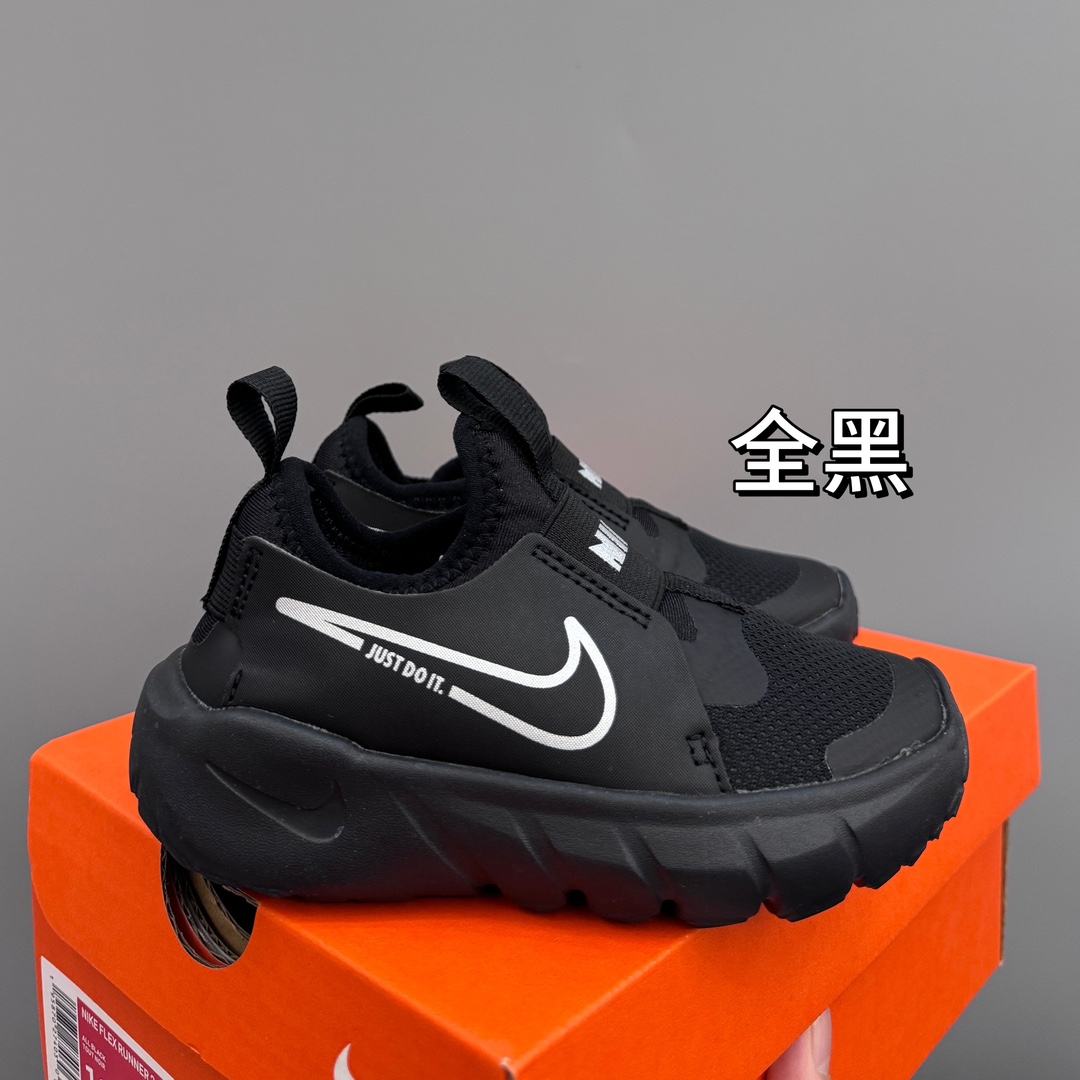 NO:210449,NK Barefoot Children's Running Shoes SIZE25-37 Sizes energetic and energetic color matching The style of the pedal is super easy to wear [Queen] Wear-resistant and non-slip sole, excellent foot feeling. Elastic elastic bands are added on the surface of the feet and heel to prevent shoes from falling off. At the same time, babies with high insteps do not have to worry about pressing the foot surface~ Give the baby a protective and flexible feeling of the feet while growing!  ,Nike series,19860909NK赤足一脚蹬儿童跑步鞋 SIZE25-37码 充满活力与朝气的配色 一脚蹬款式超级好穿[得意] 耐磨防滑大底,脚感超赞 脚面和后跟处都增加了弹力松紧带,防止掉鞋,同时脚背高的宝宝不用担心压脚面~给予宝宝在成长中的双脚保护性和灵动感受！,耐克系列,,Children's