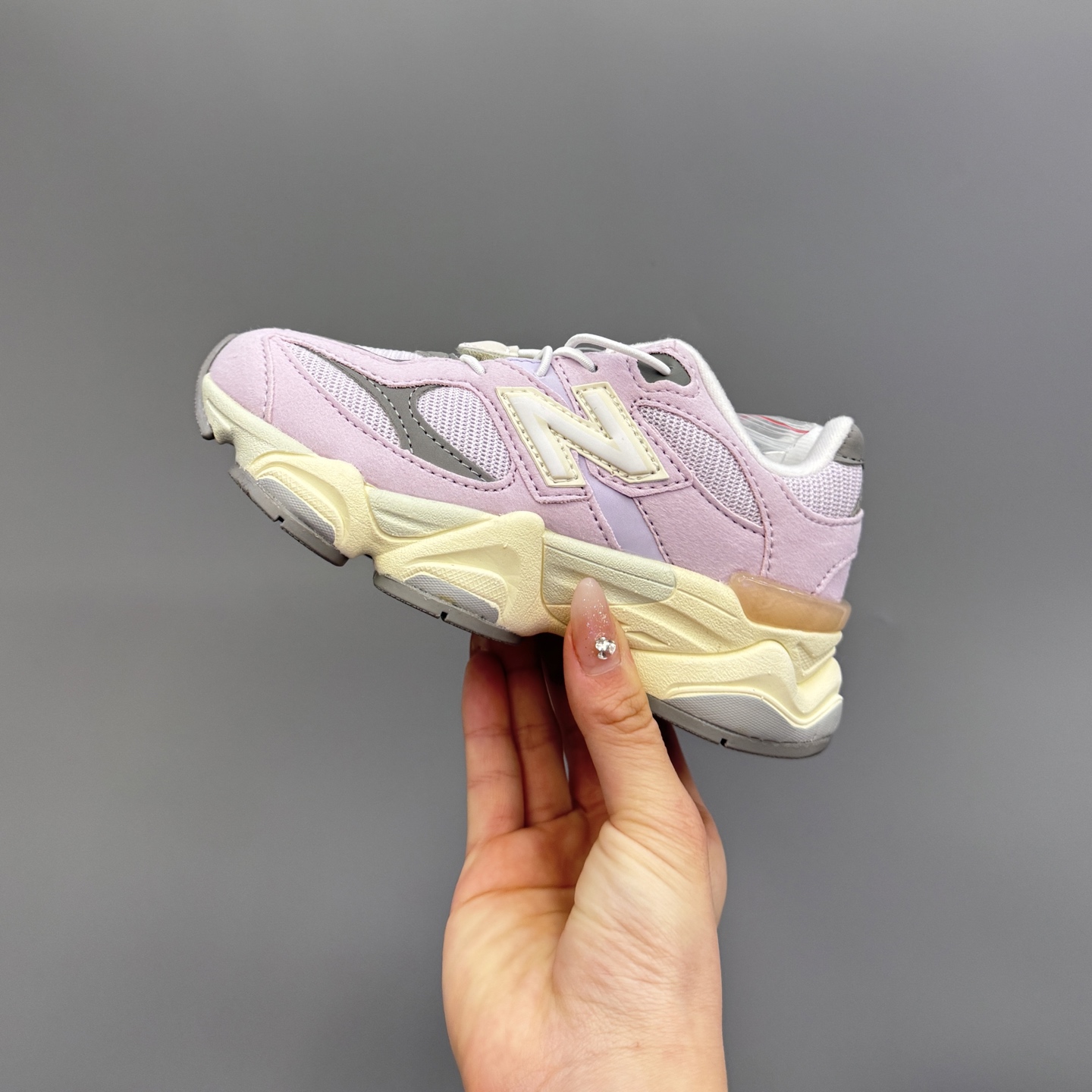 图片[6]-新配色 NB9060松紧扣儿童老爹运动鞋 尺码：24-36码 经典NB9060老爹款🆕 松紧扣设计，附赠一对鞋带，穿脱方便✌🏻 老爹款式设计，百搭又时髦✨-选品中心