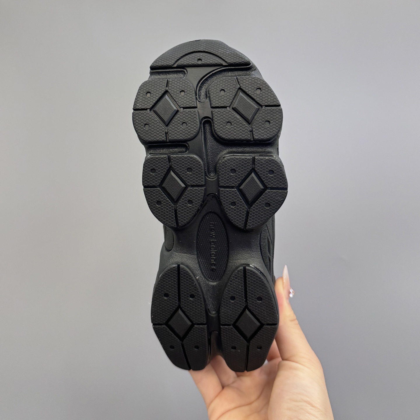 图片[9]-新配色 NB9060松紧扣儿童老爹运动鞋 尺码：24-36码 经典NB9060老爹款🆕 松紧扣设计，附赠一对鞋带，穿脱方便✌🏻 老爹款式设计，百搭又时髦✨-选品中心