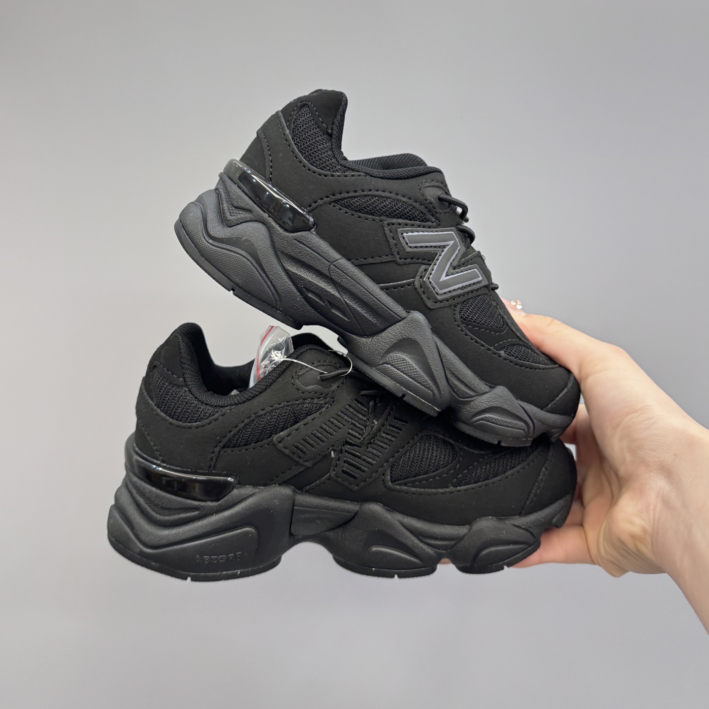 图片[3]-新配色 NB9060松紧扣儿童老爹运动鞋 尺码：24-36码 经典NB9060老爹款🆕 松紧扣设计，附赠一对鞋带，穿脱方便✌🏻 老爹款式设计，百搭又时髦✨-选品中心