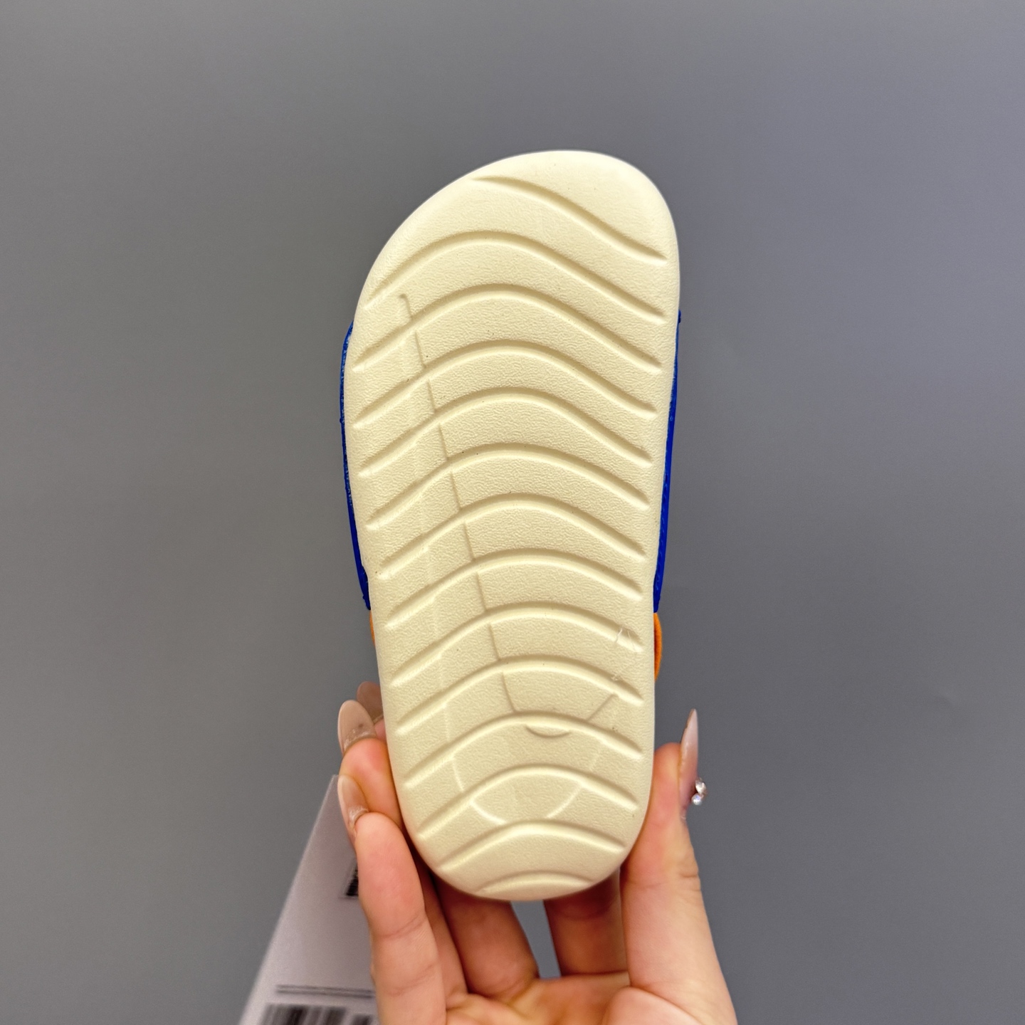 图片[9]-耐K小可爱凉鞋😍尺码21–29码 今年最值得入手的凉鞋，没有之一❗我心目中的满分款，七星裂墙推荐❗收到我敢断定你会有“再入一双”的冲动，好品质就是这么自信👏👏👏-选品中心