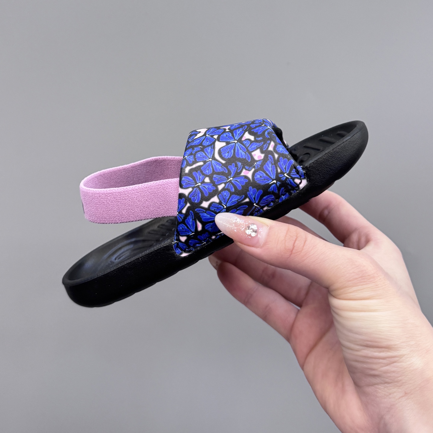 图片[5]-耐K小可爱凉鞋😍尺码21–29码 今年最值得入手的凉鞋，没有之一❗我心目中的满分款，七星裂墙推荐❗收到我敢断定你会有“再入一双”的冲动，好品质就是这么自信👏👏👏-选品中心