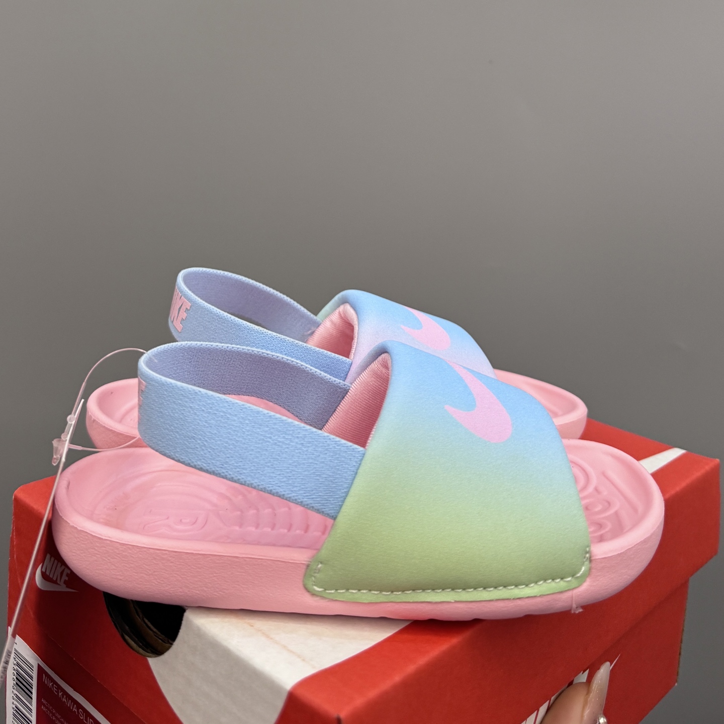 耐K小可爱凉鞋😍尺码21–29码 今年最值得入手的凉鞋，没有之一❗我心目中的满分款，七星裂墙推荐❗收到我敢断定你会有“再入一双”的冲动，好品质就是这么自信👏👏👏-选品中心