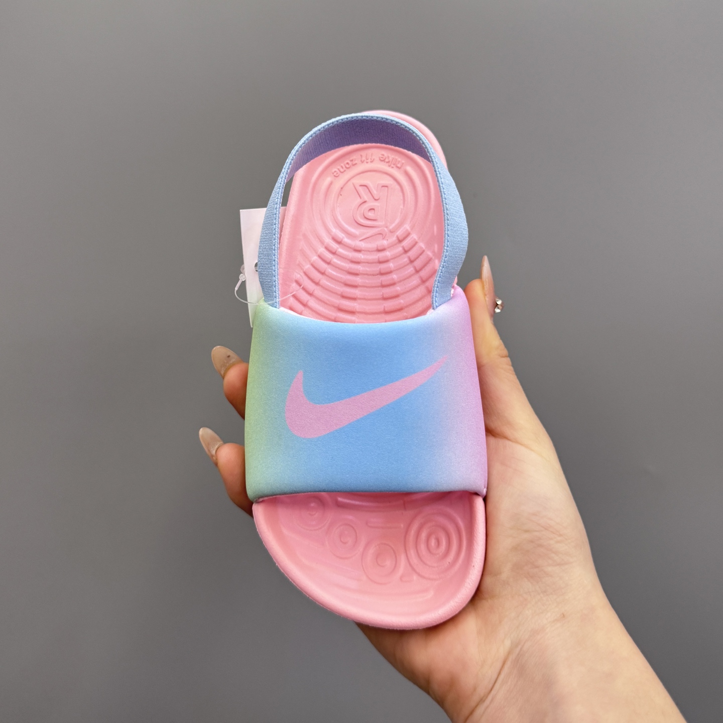 图片[7]-耐K小可爱凉鞋😍尺码21–29码 今年最值得入手的凉鞋，没有之一❗我心目中的满分款，七星裂墙推荐❗收到我敢断定你会有“再入一双”的冲动，好品质就是这么自信👏👏👏-选品中心