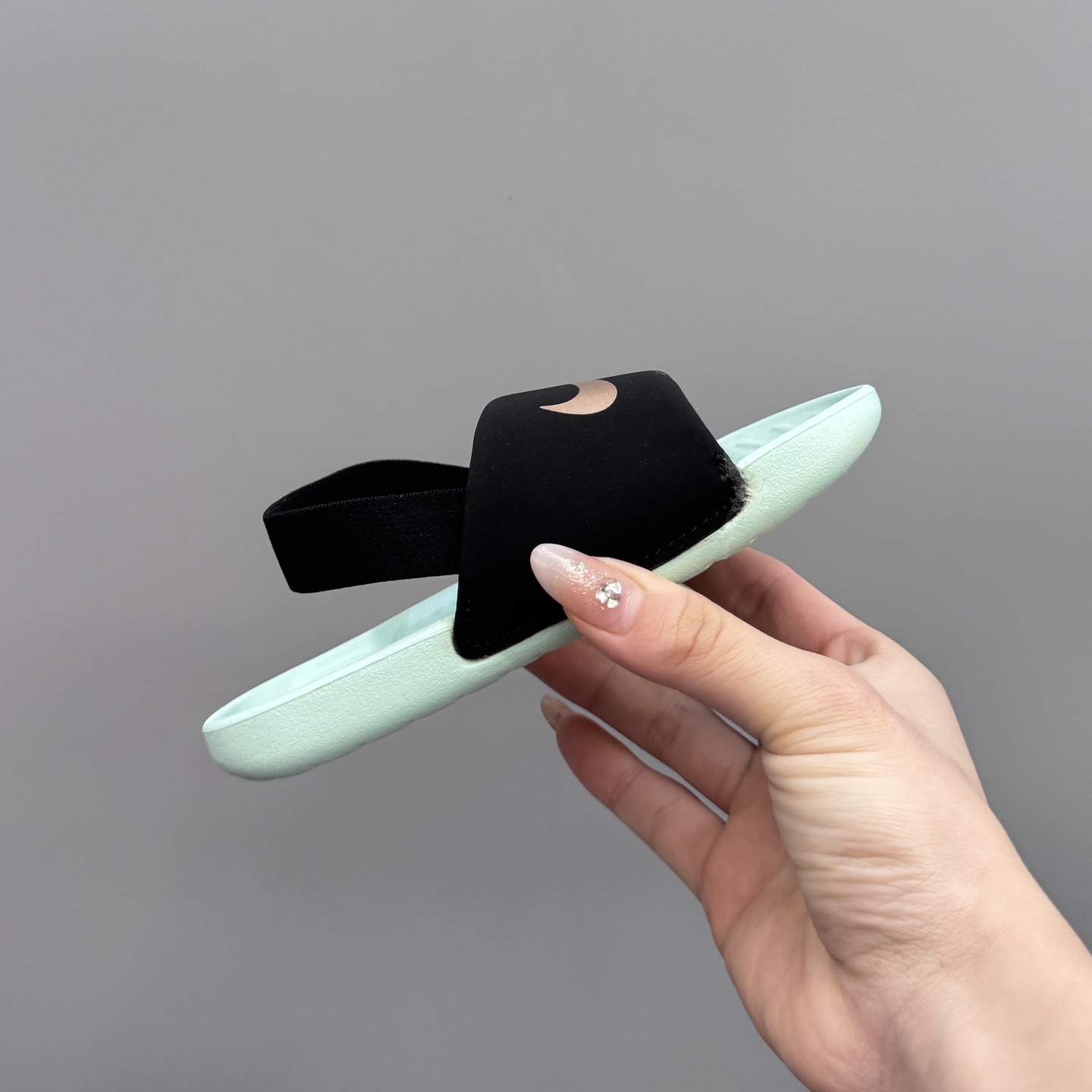 图片[5]-耐K小可爱凉鞋😍尺码21–29码 今年最值得入手的凉鞋，没有之一❗我心目中的满分款，七星裂墙推荐❗收到我敢断定你会有“再入一双”的冲动，好品质就是这么自信👏👏👏-选品中心