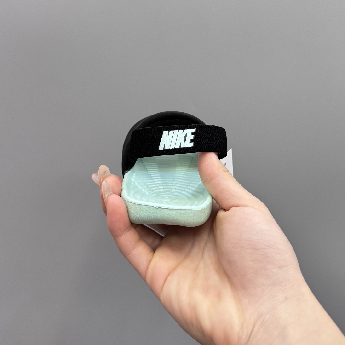 图片[8]-耐K小可爱凉鞋😍尺码21–29码 今年最值得入手的凉鞋，没有之一❗我心目中的满分款，七星裂墙推荐❗收到我敢断定你会有“再入一双”的冲动，好品质就是这么自信👏👏👏-选品中心