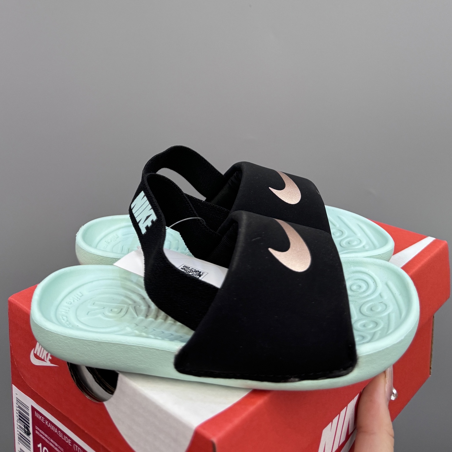 耐K小可爱凉鞋😍尺码21–29码 今年最值得入手的凉鞋，没有之一❗我心目中的满分款，七星裂墙推荐❗收到我敢断定你会有“再入一双”的冲动，好品质就是这么自信👏👏👏-选品中心