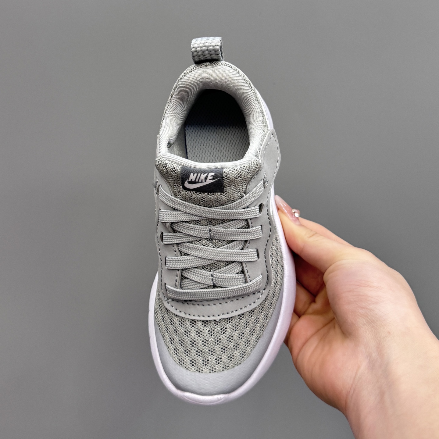 图片[7]-NK 伦敦三代飞翼魔术贴儿童运动鞋23.5码-37码 升级版伦敦三代🆙飞翼魔术贴设计，穿脱超级方便✔️ 高密度针织面料，透气又舒适☁️伦敦切割大底，脚感超赞👍🏻-选品中心