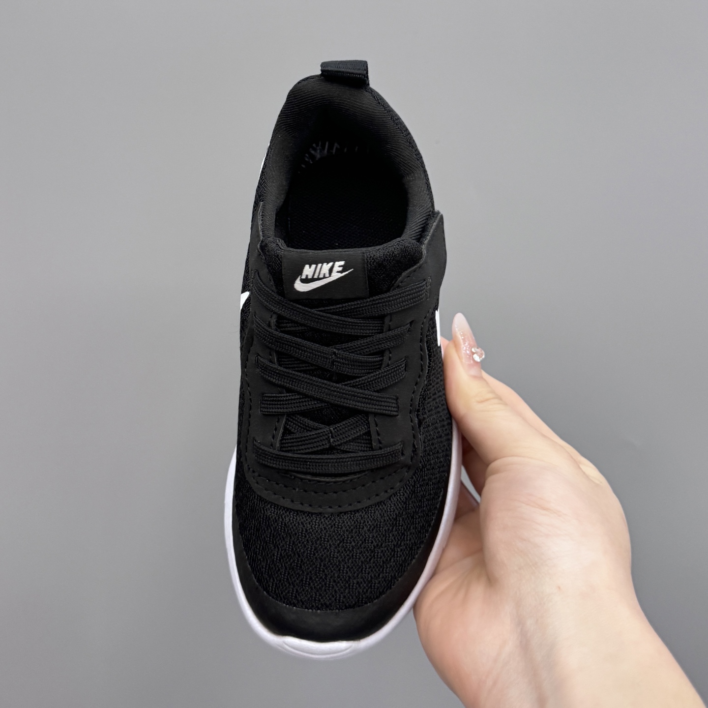 图片[7]-NK 伦敦三代飞翼魔术贴儿童运动鞋 尺码：23.5码-37码 升级版伦敦三代🆙 飞翼魔术贴设计，穿脱超级方便✔️ 高密度针织面料，透气又舒适☁️ 伦敦切割大底，脚感超赞👍🏻-选品中心