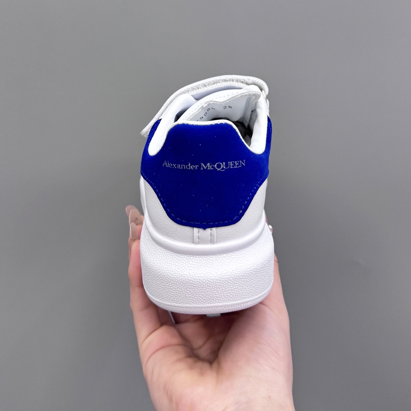 McQueen’s New Children’s Magic Stickers: Fashionable, Easy-to-Wear, Quality Leather. - 图片 8