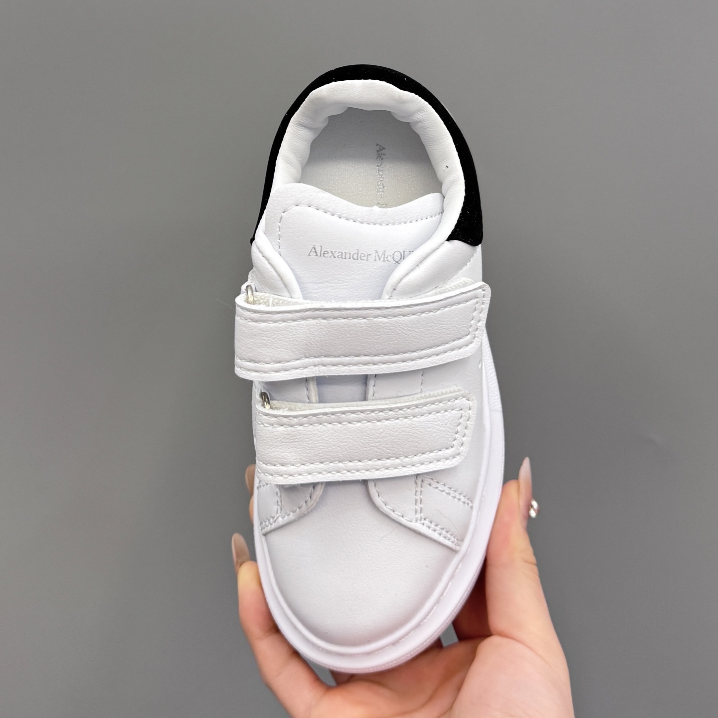 McQueen’s New Children’s Magic Stickers: Fashionable, Easy-to-Wear, Quality Leather. - 图片 7