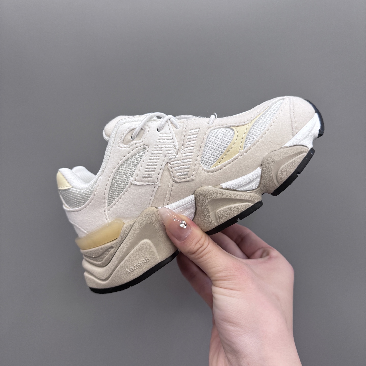 图片[5]-NB9060松紧扣儿童老爹运动鞋 尺码：24-36码 经典NB9060老爹款🆕 松紧扣设计，附赠一对鞋带，穿脱方便✌🏻 老爹款式设计，百搭又时髦✨-选品中心