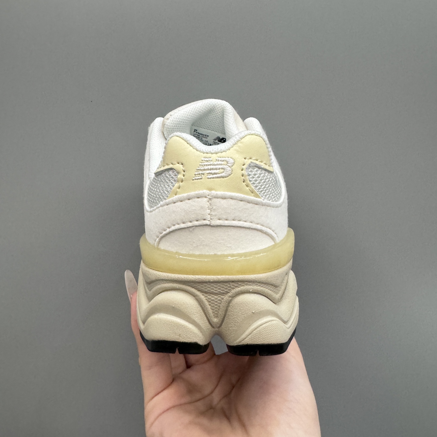 图片[8]-NB9060松紧扣儿童老爹运动鞋 尺码：24-36码 经典NB9060老爹款🆕 松紧扣设计，附赠一对鞋带，穿脱方便✌🏻 老爹款式设计，百搭又时髦✨-选品中心