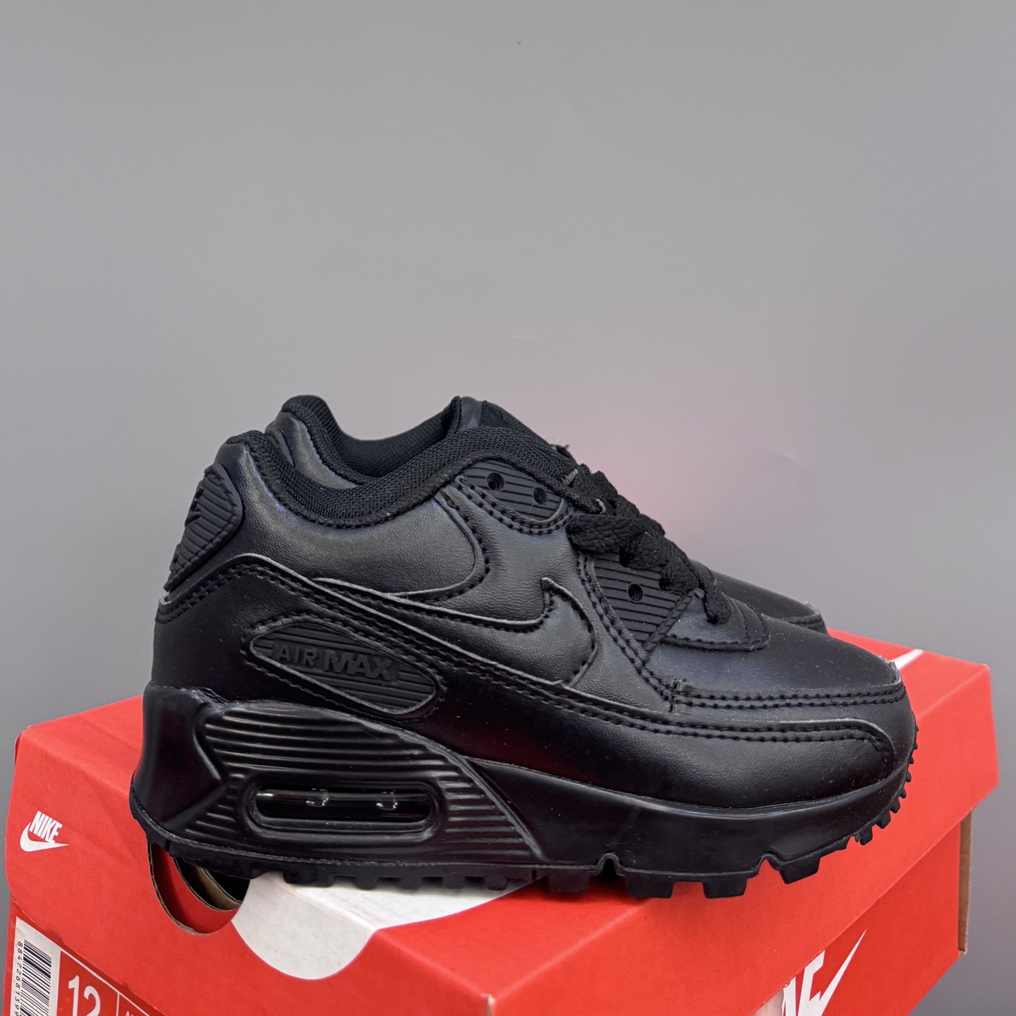 Nik..e Air Max 90 原单版新款运动汽垫减震儿童休闲鞋 尺码：28-35码 新工艺❤️ 经典手球鞋🆕 优质面料拼接，质感满满💯 橡胶耐磨防滑大底，脚感超赞👍🏻-选品中心
