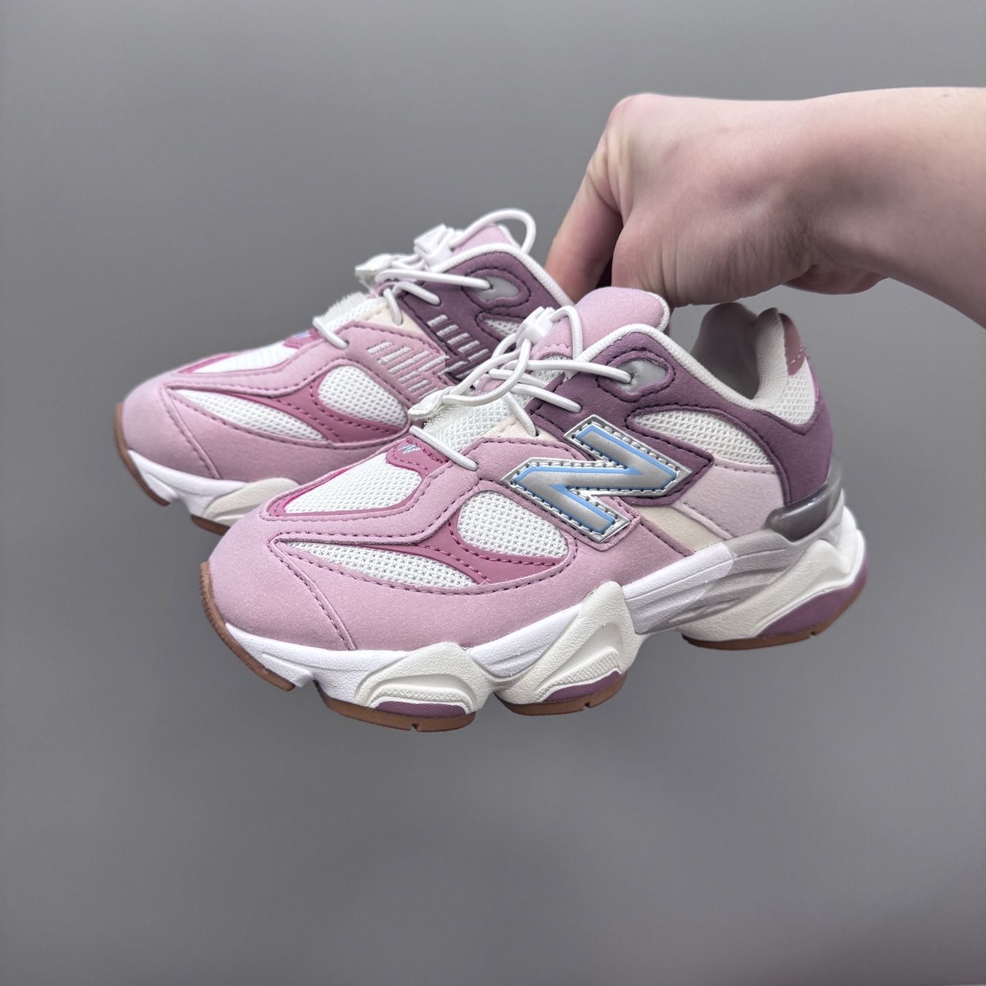 图片[3]-新配色 NB9060松紧扣儿童老爹运动鞋 尺码：24-36码 经典NB9060老爹款🆕 松紧扣设计，附赠一对鞋带，穿脱方便✌🏻 老爹款式设计，百搭又时髦✨-选品中心