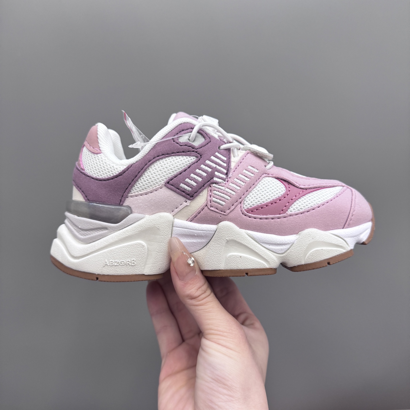 图片[4]-新配色 NB9060松紧扣儿童老爹运动鞋 尺码：24-36码 经典NB9060老爹款🆕 松紧扣设计，附赠一对鞋带，穿脱方便✌🏻 老爹款式设计，百搭又时髦✨-选品中心