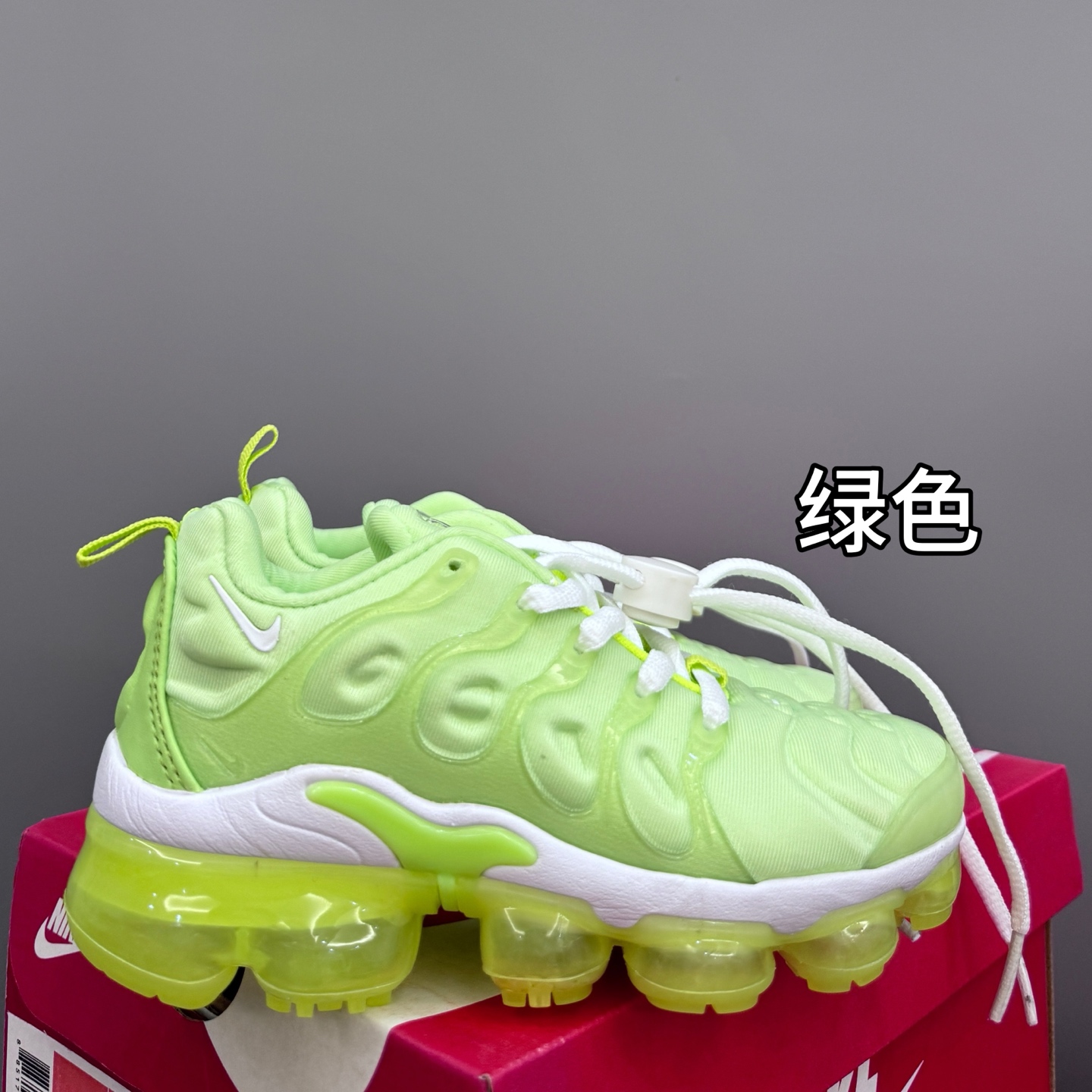 图片[2]-耐克AIR MAX plus全掌气垫儿童运动鞋 尺码：24-35码 超赞的全掌气垫，脚感超舒适👍🏻 优质鞋面拼接，质感满满💯 上学运动都是超合适单品❤️-选品中心