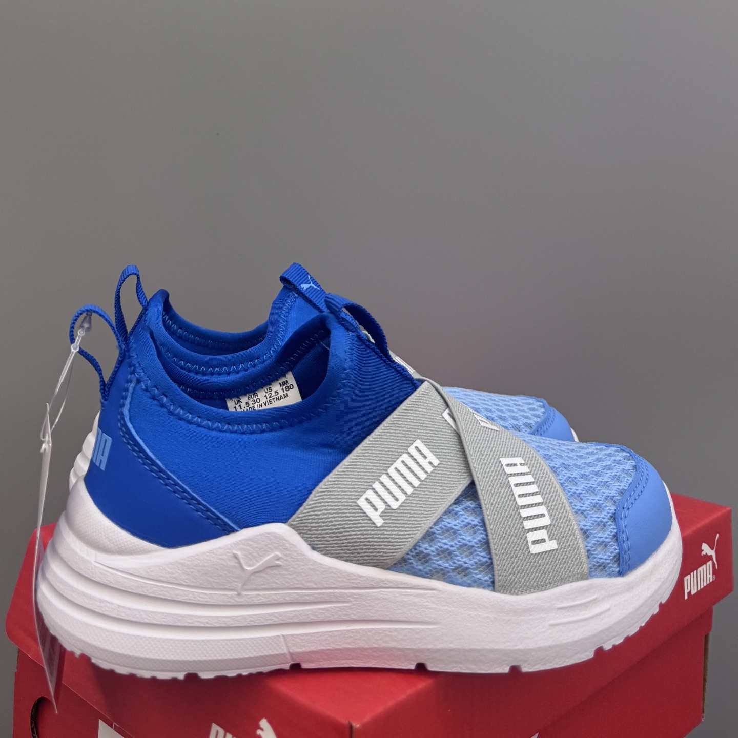 NO:211410,Puma (UMA) WIRED RUN URE S High-Elevated Knitted Cushioned Soft Sole Children's Sports Shoes SIZE26-37 Size G Synchronous Big Big Product High-quality Mesh Upper Breathable and Comfortable Not to Suffle Upgrade Cross-Trap Velcro Design, Fitting the Instep and Exercising Finger Fine Rubber MODO Sole, Wear-resistant, Anti-Slip-Flexible Soft, Small Detail Cartoon Print, So Cute, Ordering Early Early, Puma, Sneakers,19860909彪马（UMA） WIRED RUN URE S 增高针织缓震软底儿童运动鞋 SIZE26-37码 专G同步大爆款 优质网面鞋面透气舒适不闷脚 升级交叉绑带魔术贴设计,贴合脚背又锻炼手指精细 橡胶MODO大底,耐磨防滑软弹 小细节卡通印花,太可爱了 早下单早发货,彪马,sneakers,,Children's