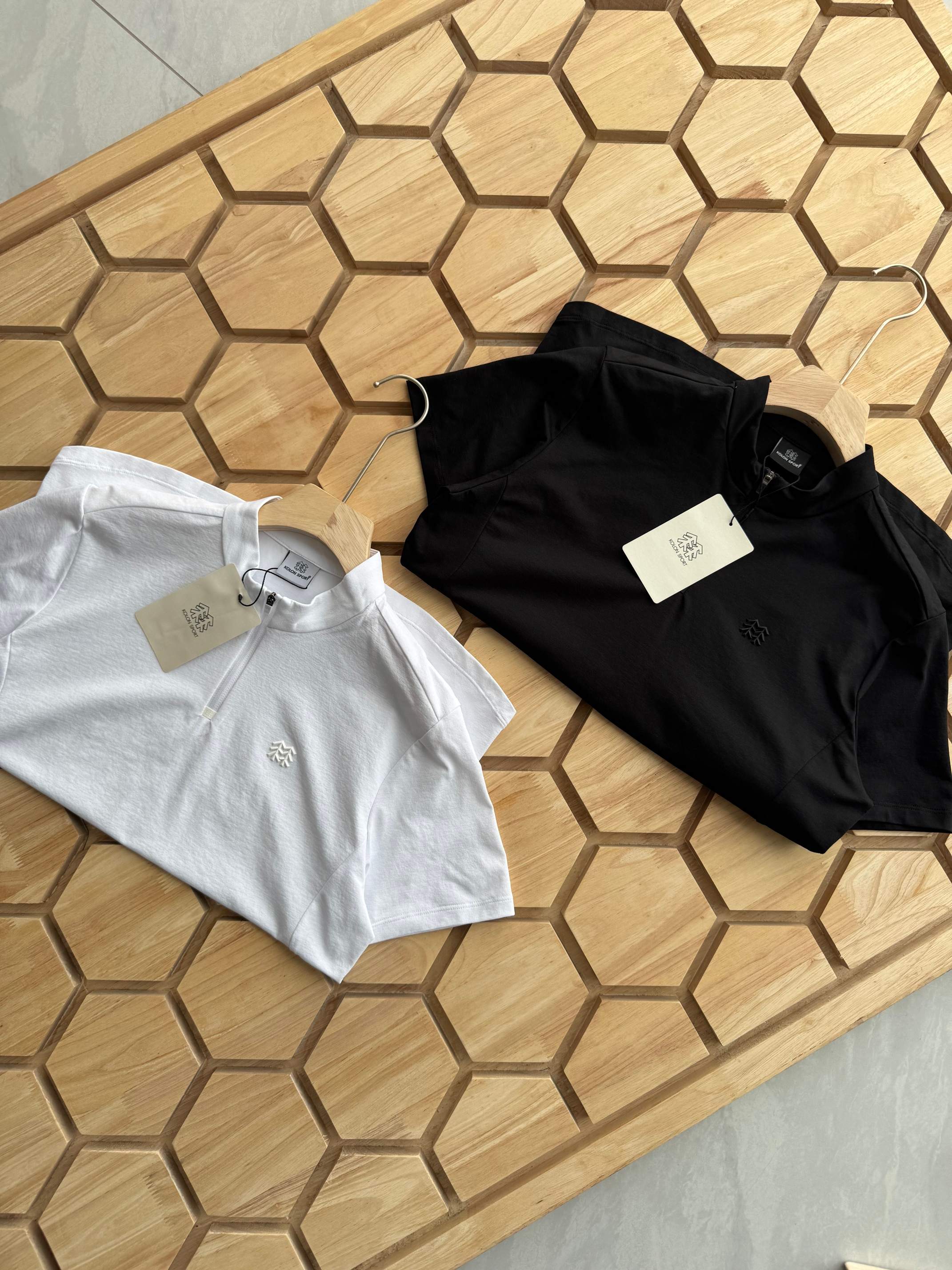 Alternative view of T-Shirt 04357