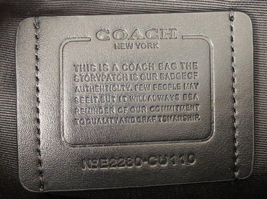 Coach 蔻家八月新品cu110 CT716 racer邮差包简单 型男 新款racer crossbody结合 造型与实用功能