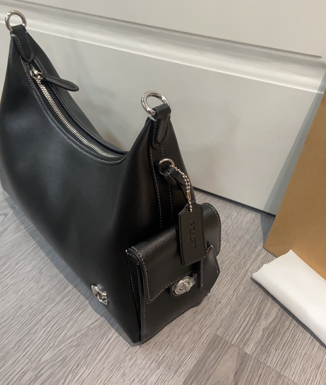 COACH Juliet Hobo Bag in Black Leather with Interchangeable Straps 7 i1750531116294 3879 0 5