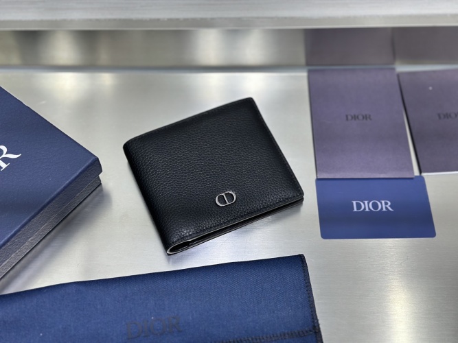 Dior Black Grained Calfskin Bifold Wallet with CD Icon, 11.5 x 9.5 x 1.7 cm 1 Dior Black Grained Calfskin Bifold Wallet with CD Icon, 11.5 x 9.5 x 1.7 cm