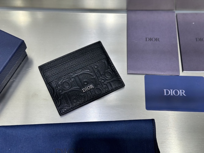 Dior Black Grained Calfskin CD Icon Card Holder, 10 x 8 x 0.4 cm 1 Dior Black Grained Calfskin CD Icon Card Holder, 10 x 8 x 0.4 cm