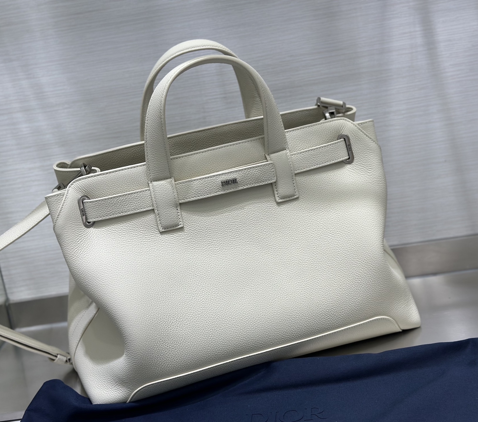 Dior Normandie Tote Bag in Beige Dior Icons Leather, Refined Craftsmanship 2 i1750834224857 7874 0 0