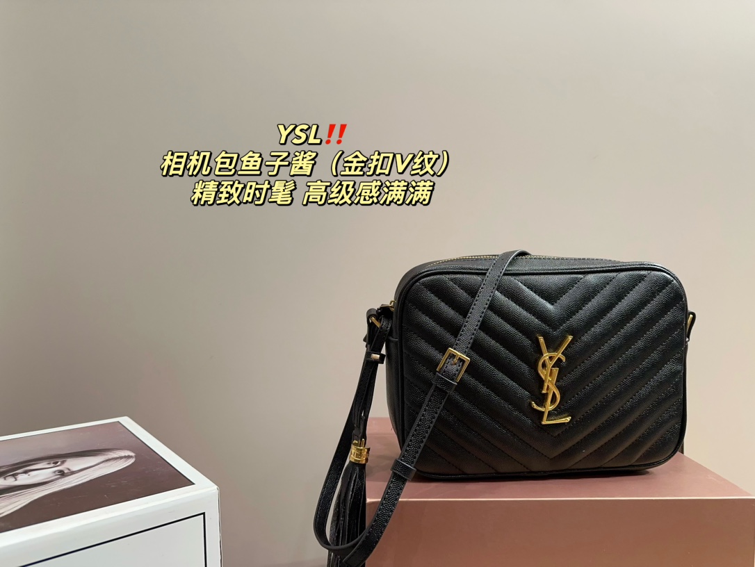 Yves Saint Laurent Sacs Caméra Quincaillerie en or