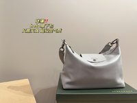 Longchamp Crossbody & Shoulder Bags Vintage Casual