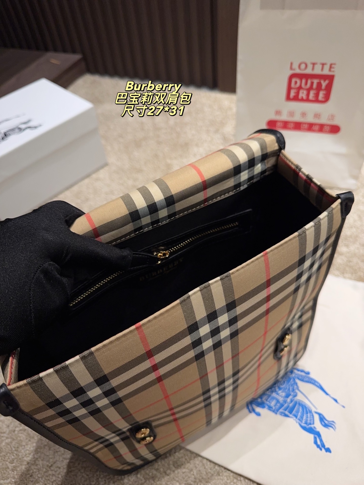 Burberry bag Size 27*31 — photo 9