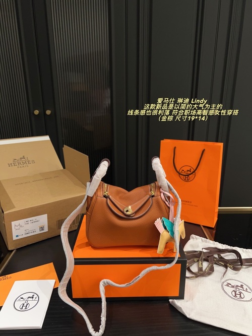 Hermes Lindy Mini Bag: Stylish, Compact, and Perfect for Everyday Use 1 Hermes Lindy Mini Bag: Stylish, Compact, and Perfect for Everyday Use