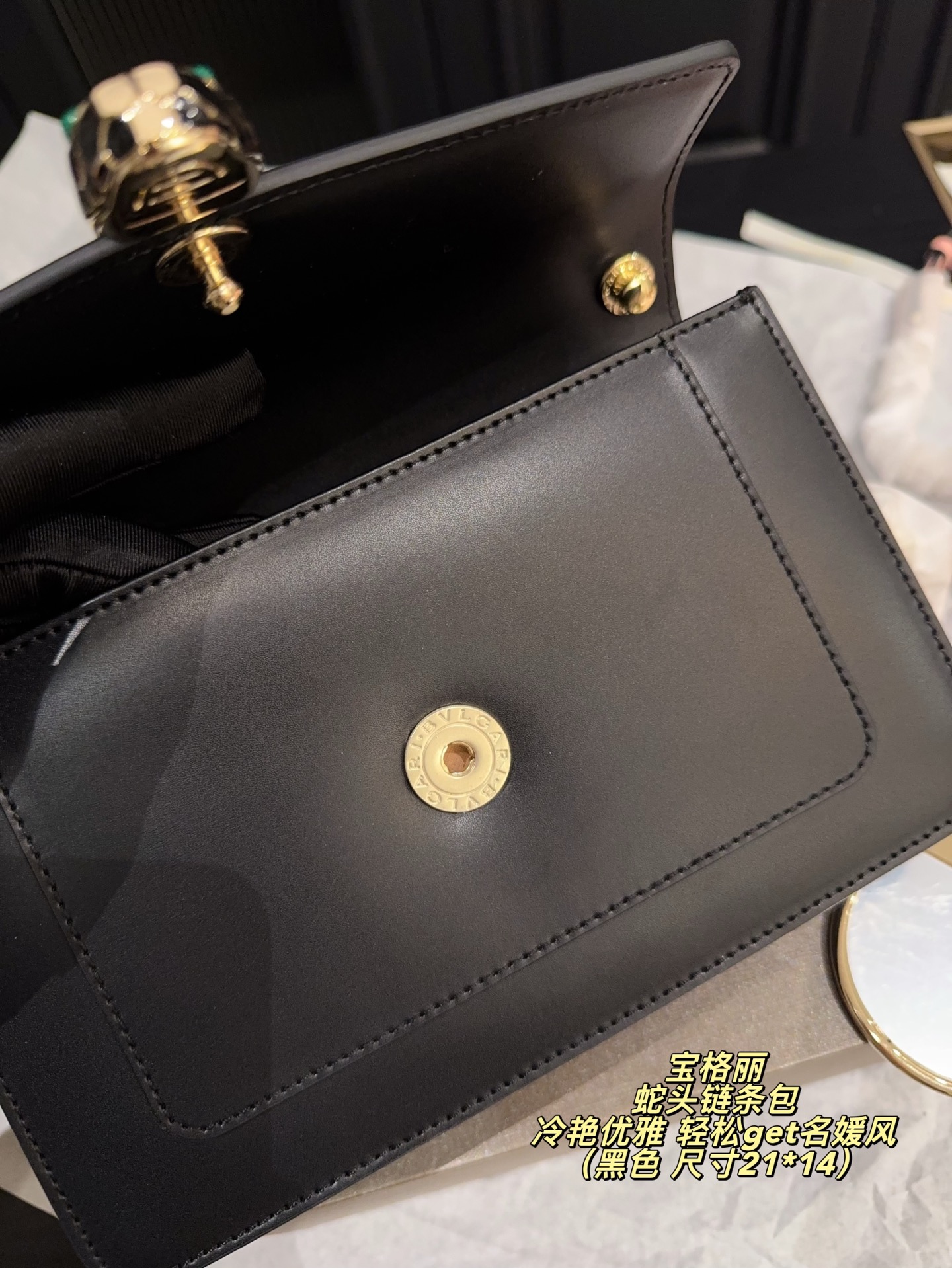 BVLGARI bag Comes with folding box Size 21*14 — photo 9
