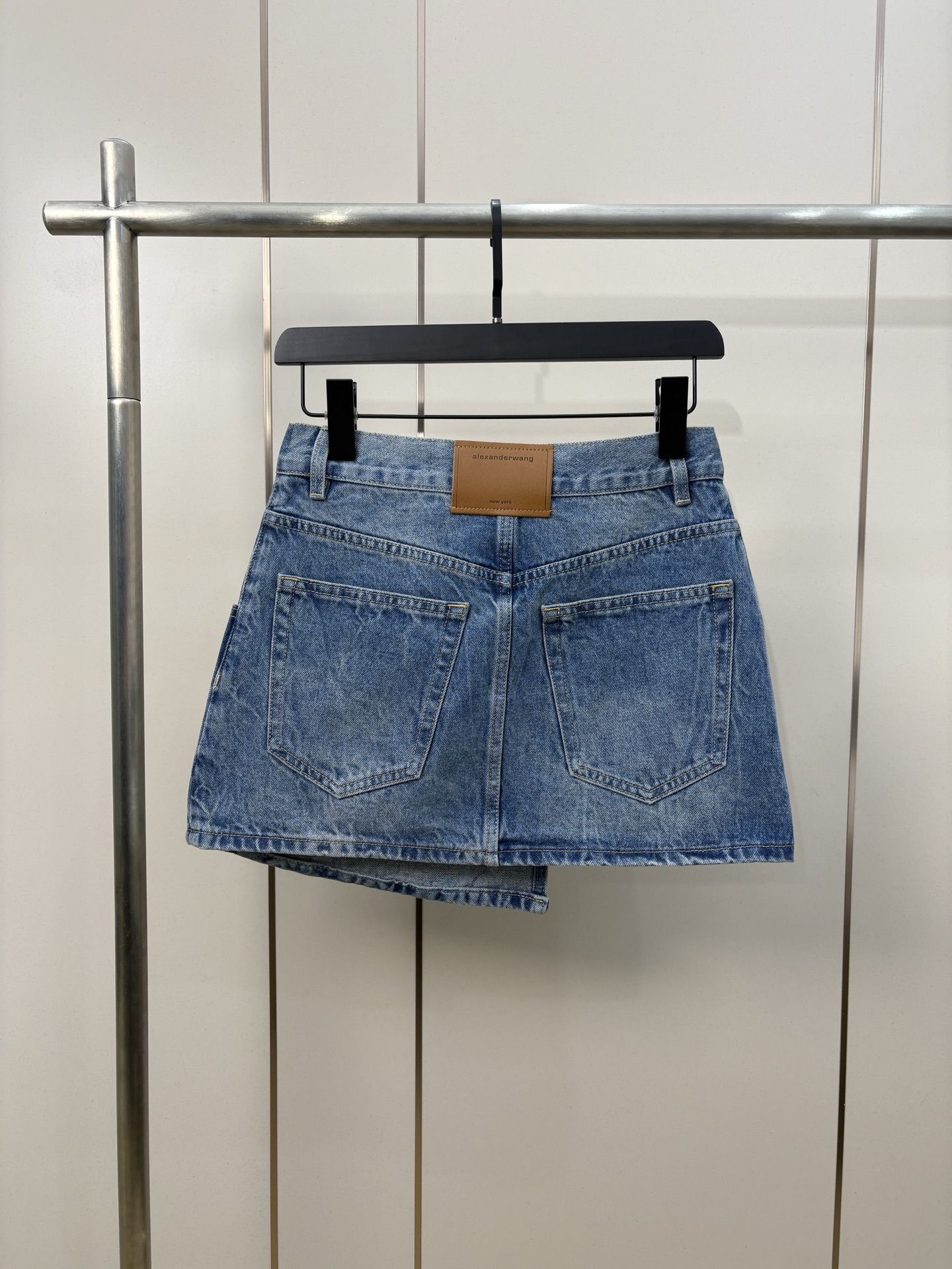 i1742100387278 146 0 1