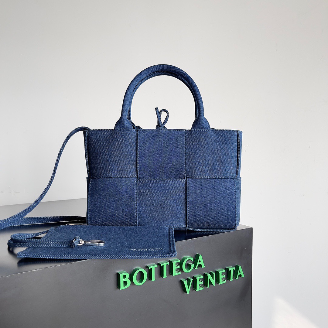 Sito web per acquistare replica
 Borse Mini Borse Tote Best AAA+
 Mini