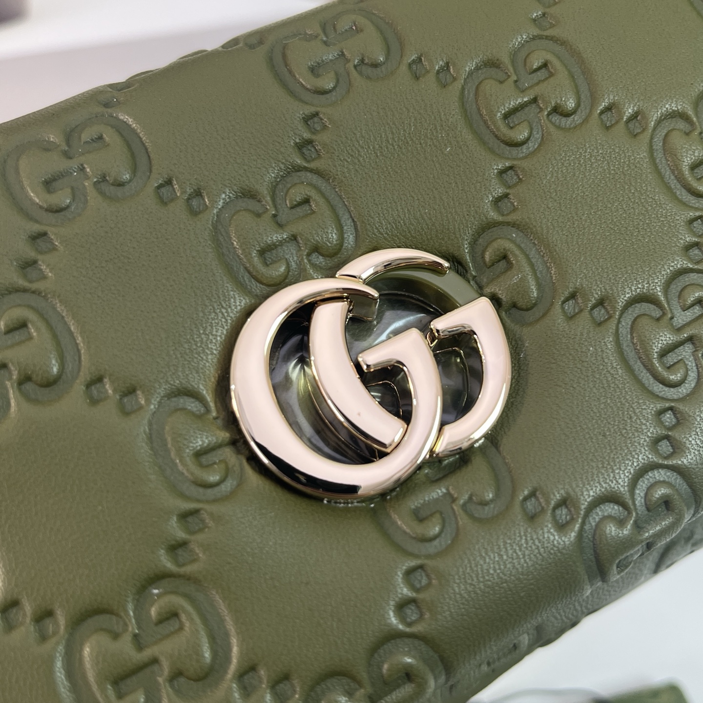 Gucci Shoulder Bag Military Green Embossed Leather Crossbody Purse 806017 6 i1744311688102 6714 0 4