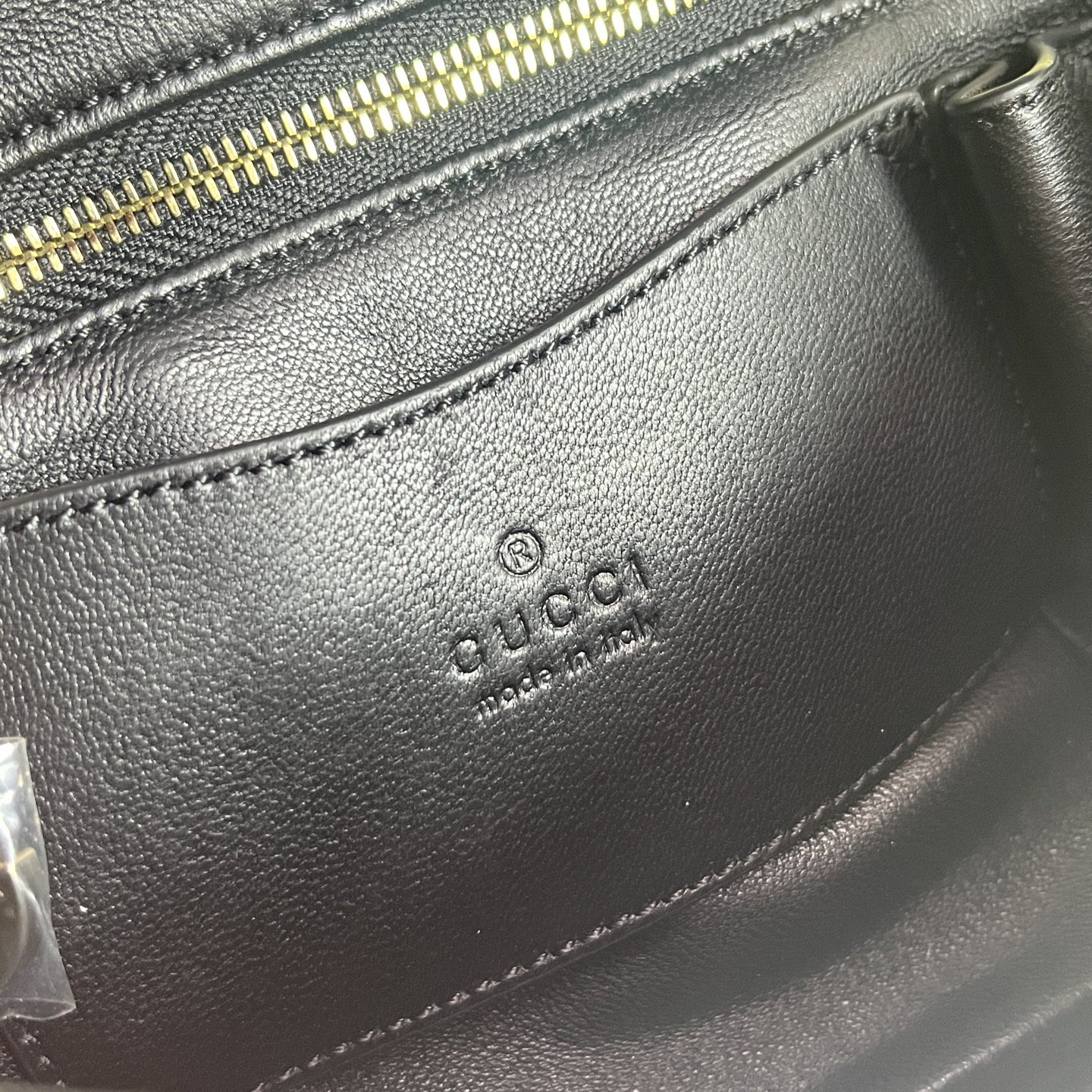Gucci Embossed Leather Mini Shoulder Bag with Chain Strap - Black 9 i1744313250884 2648 0 8