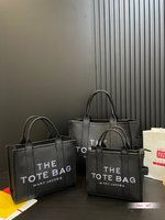 Marc Jacobs Top
 Tote Bags