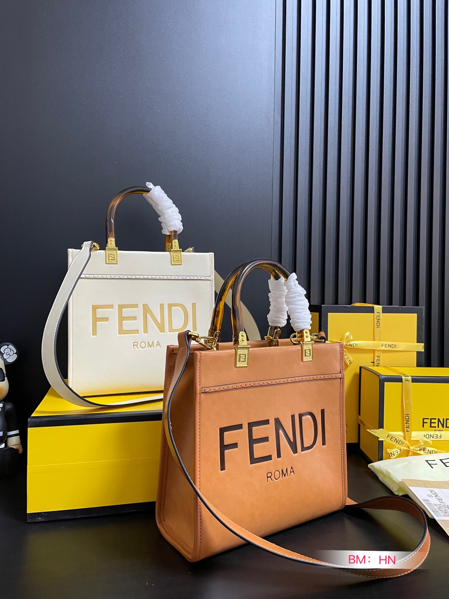 Fendi Tote Bags Replica 2023 Perfect Luxury
 Fashion