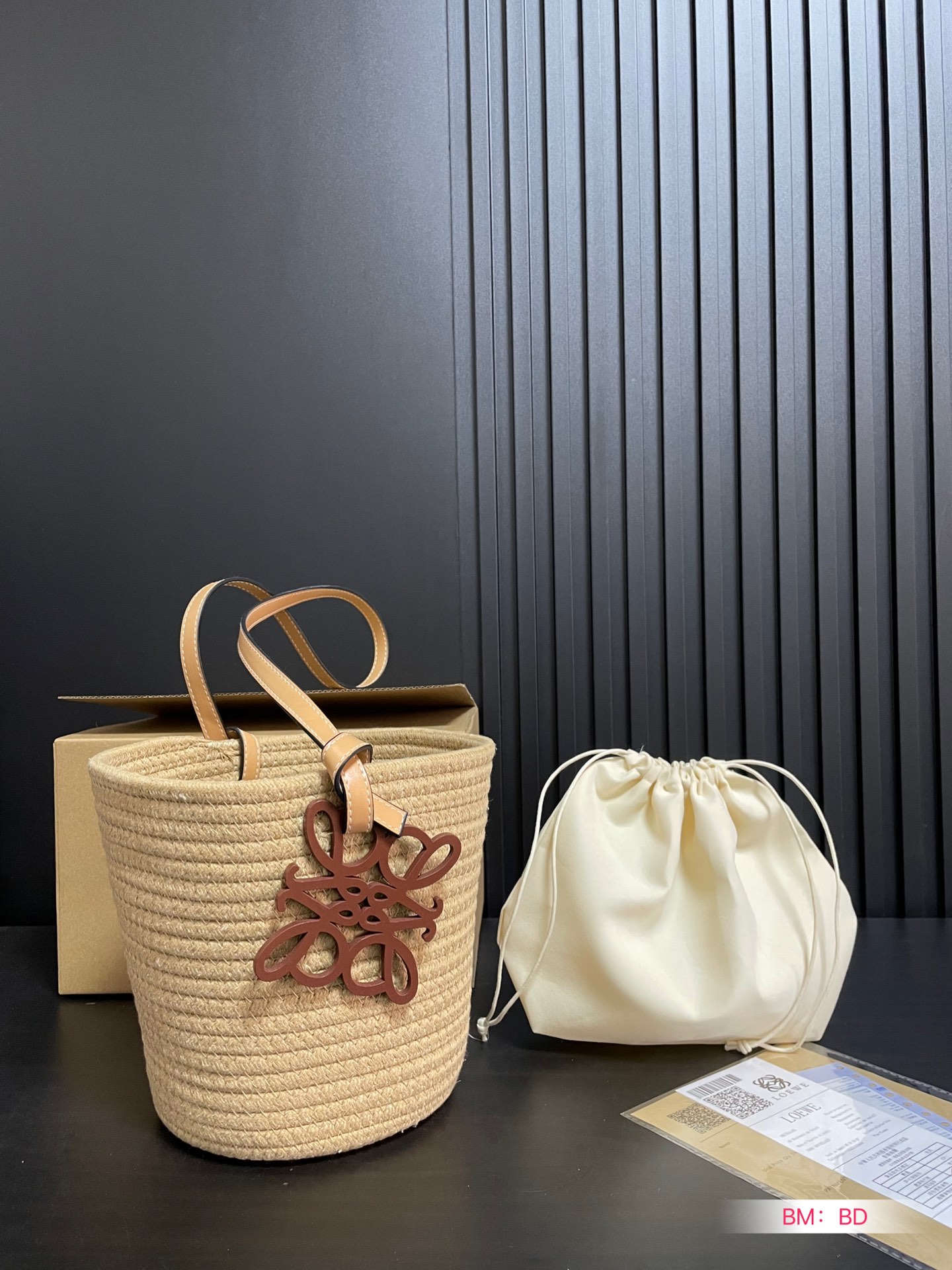 Loewe Best
 Bucket Bags Weave Raffia Straw Woven Summer Collection Beach