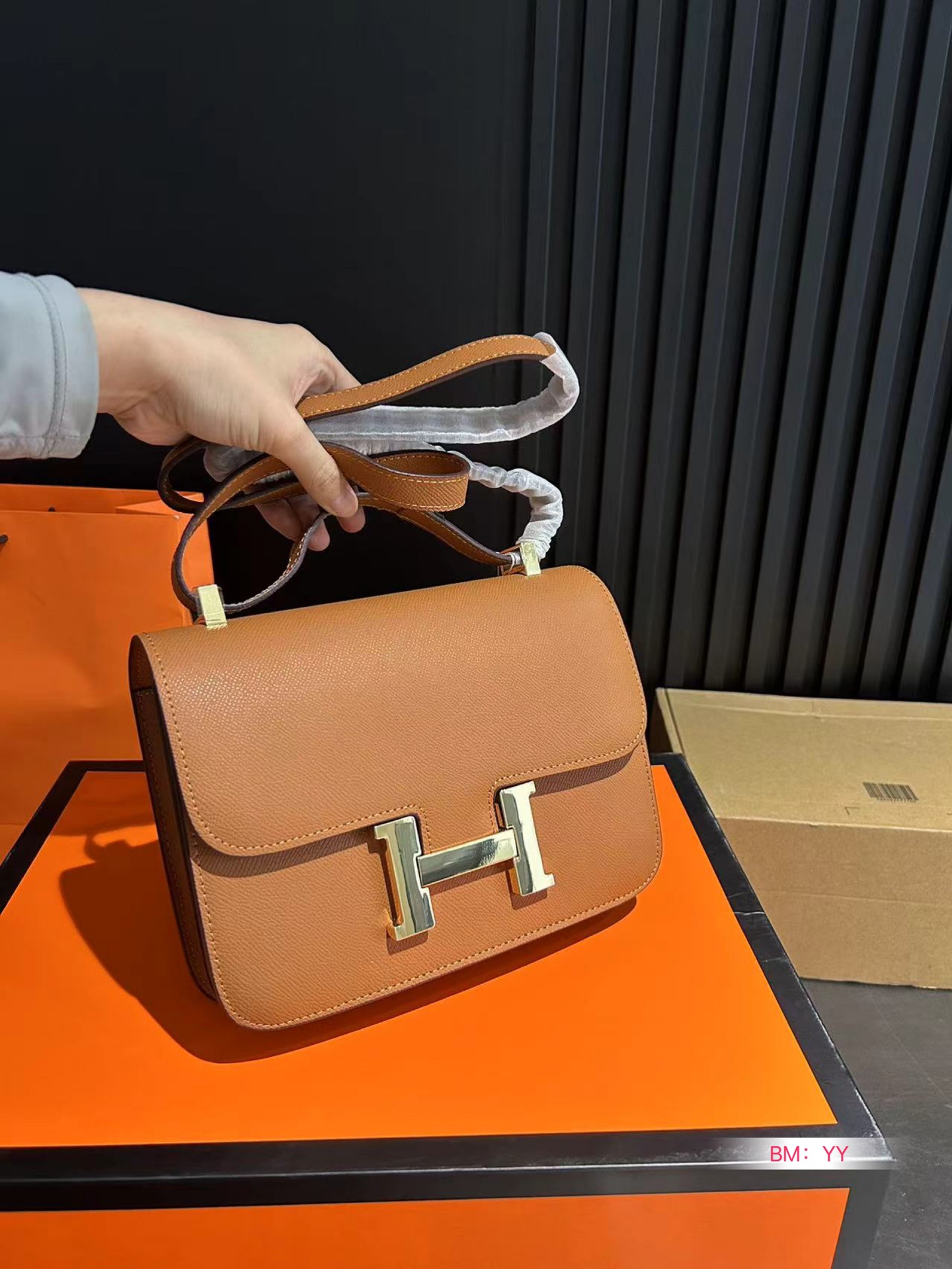 Hermes Crossbody & Shoulder Bags Sewing Cowhide Epsom