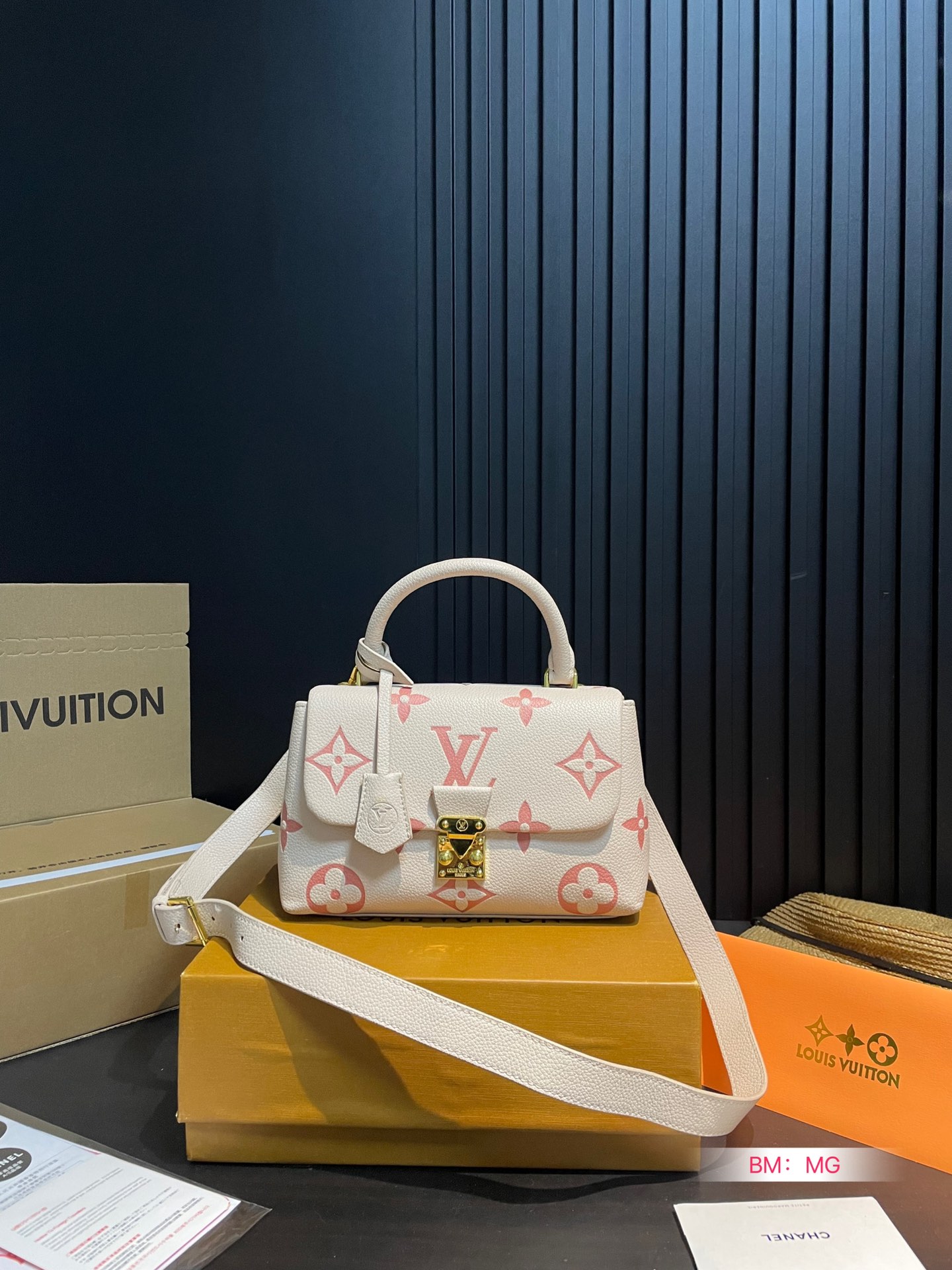 Yupoo Gucci Bags Watches Nike Clothing Jordan Yeezy Balenciaga Shoes
