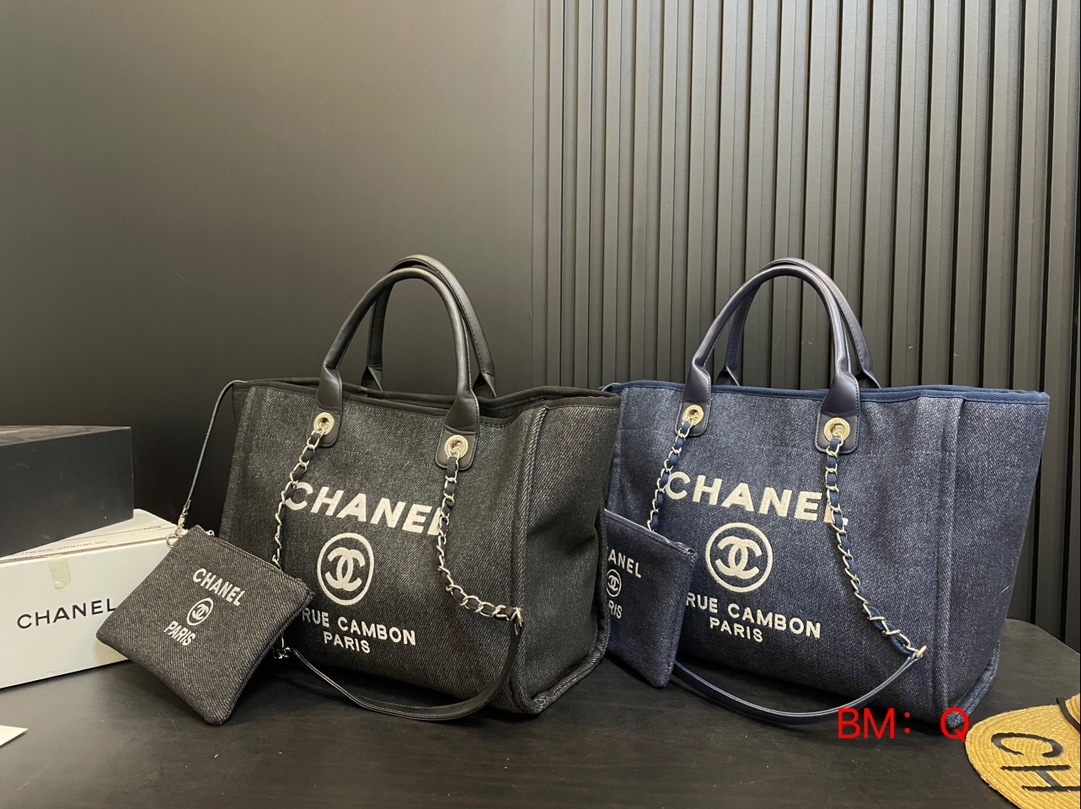 Chanel Handbags Tote Bags Fall/Winter Collection Beach