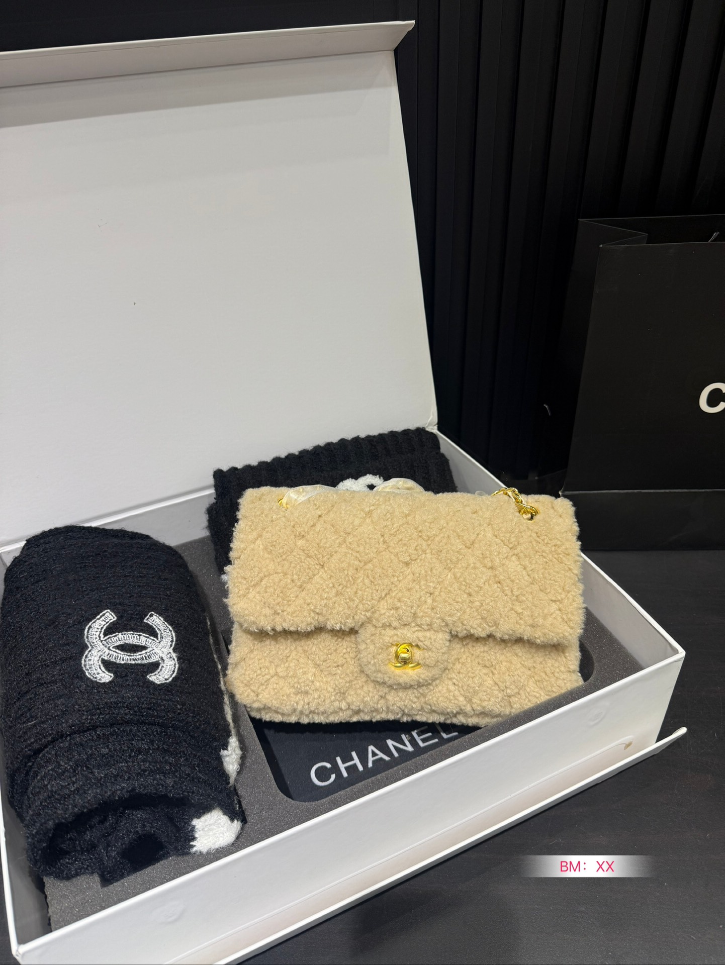 Yupoo Gucci Bags Watches Nike Clothing Jordan Yeezy Balenciaga Shoes
