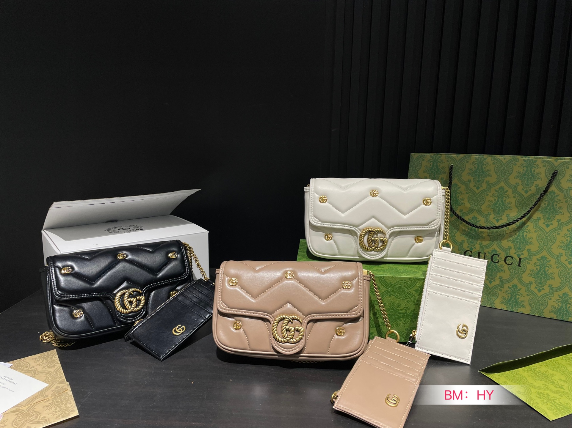 💰195 con box pieghevole Gucci Marmont 2 in 1 Gucci Nuovi piccoli colpi simpatici dei bambini, assolutamente il prossimo successo! Dimensione: 22*14