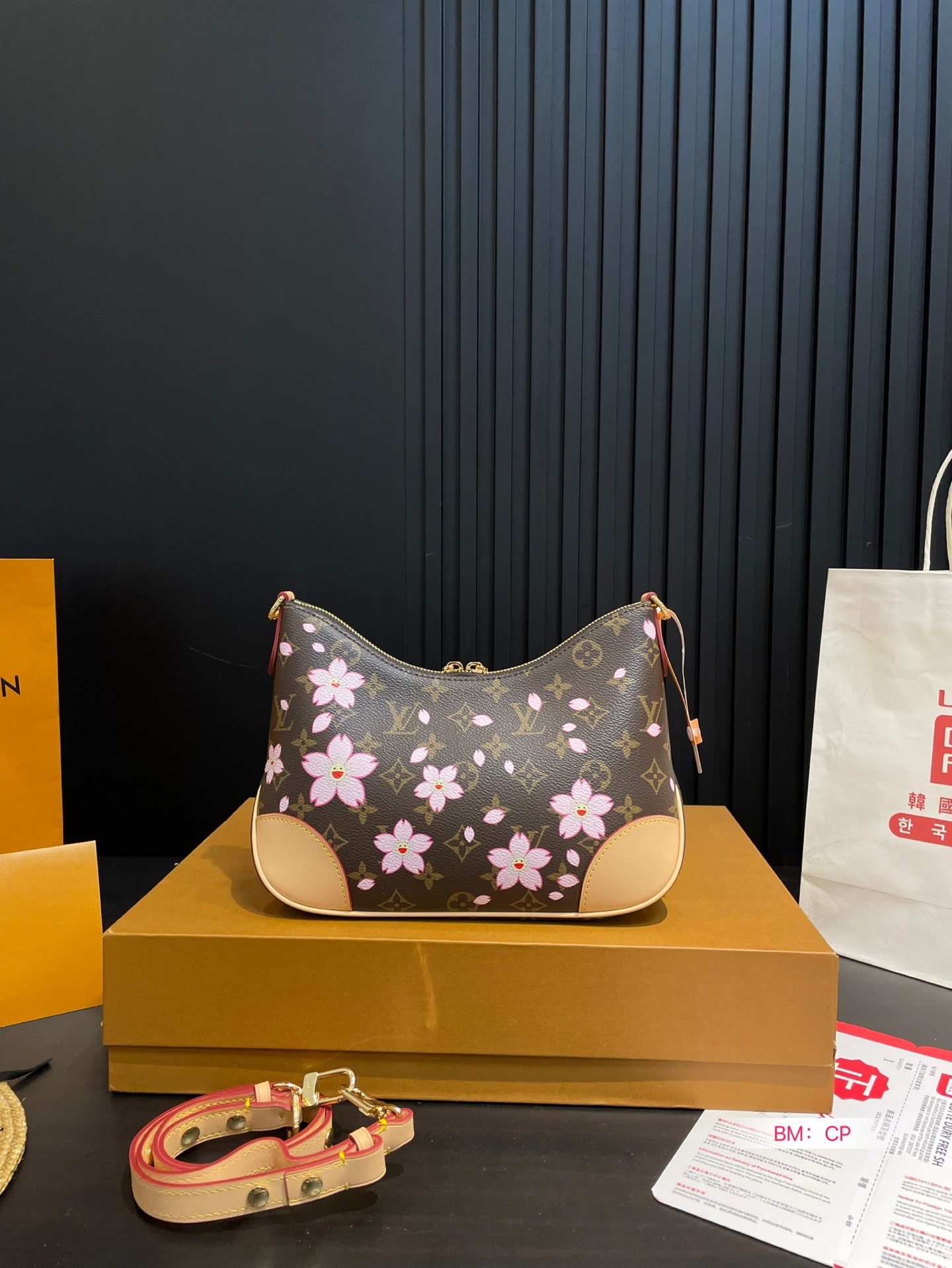 Louis Vuitton Vintage Croissant Bag with Cherry Blossom Design, Shoulder Bag 8 i1746782296394 3810 0 6