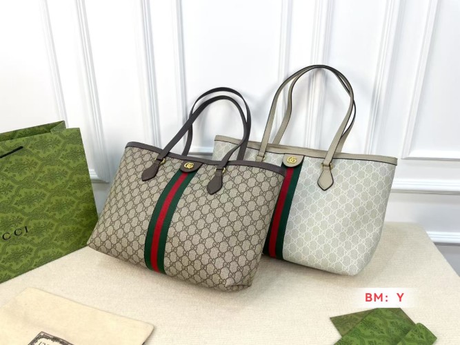Gucci Ophidia Large Tote Bag, Classic Design & Iconic Print, 37cm x 28cm 1 Gucci Ophidia Large Tote Bag, Classic Design & Iconic Print, 37cm x 28cm